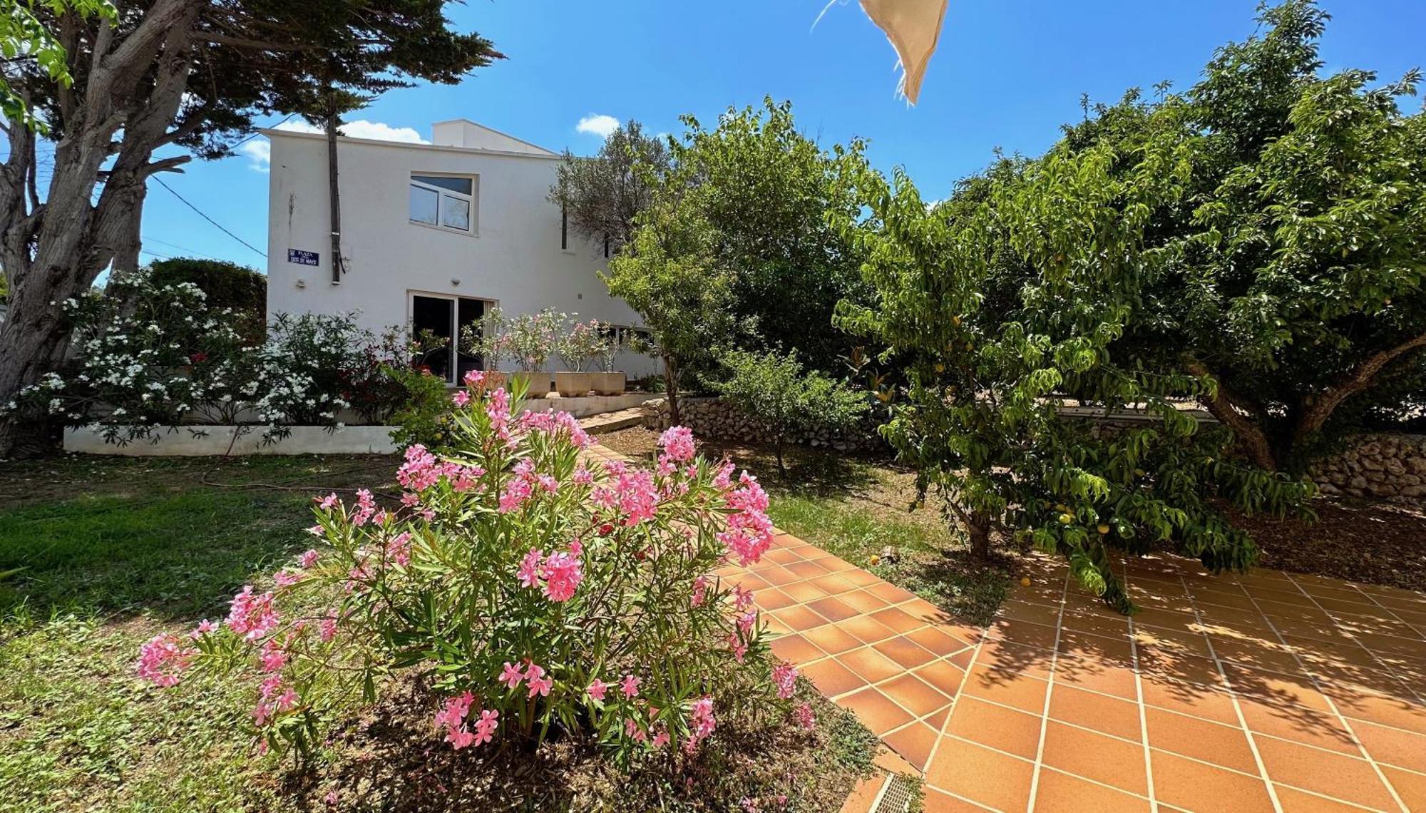 Starbal Villa Es Castell  Ngoại thất bức ảnh